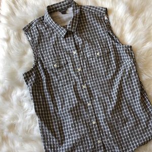 Woman’s Eddie Bauer moisture wicking shirt, EUC!